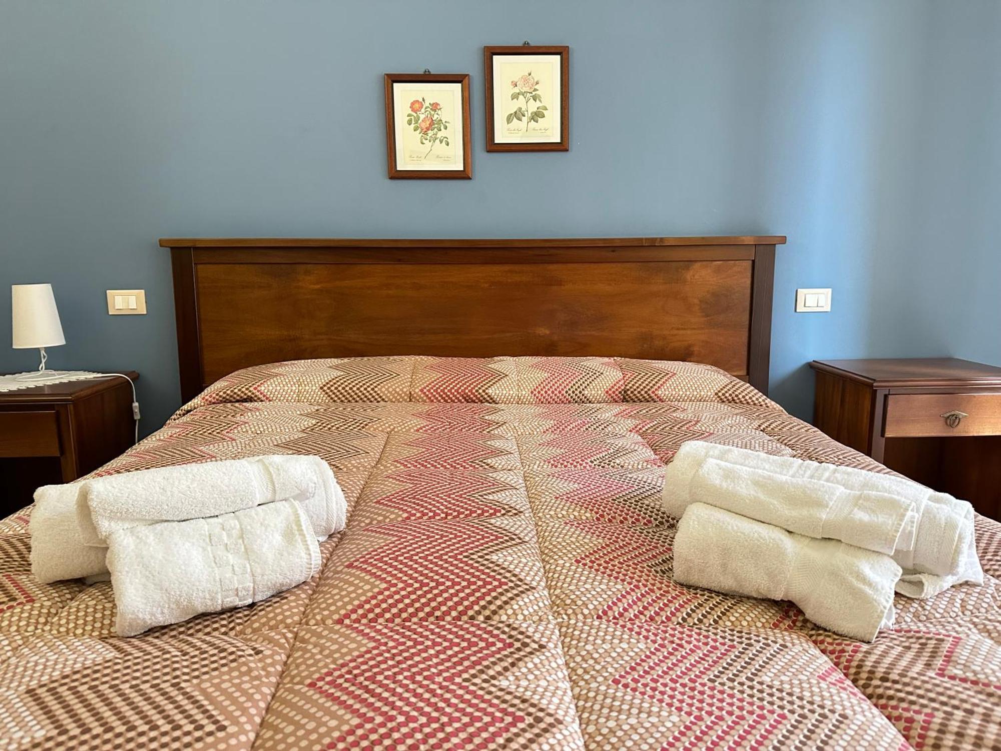 Historic B&B Apartments Home Chiaramonte Gulfi Eksteriør bilde